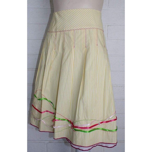 Ruth Size 4 Pinstriped Full Skirt Ribbon Stitching Jewel Embellished Lined - Picture 1 of 5